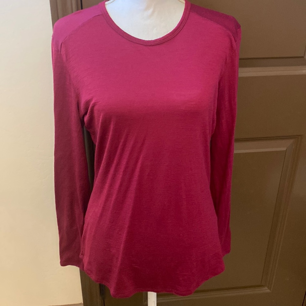 Seg’ments size medium 100% merino wool long sleeve shirt